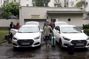 [포토] 이동하는 부다페스트 유람선 참사 생존자들