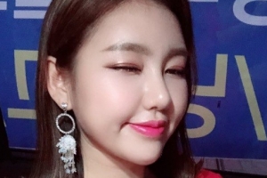 송가인 차, 똥차 가고 벤츠 온다 ‘환호’