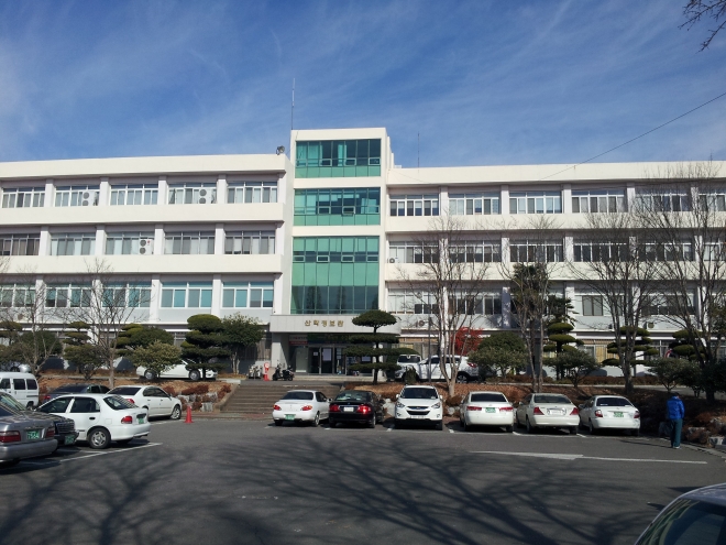 사진은 청암대 산학정보관 건물