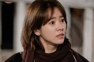 ‘봄밤’ 김준한 앞에서 서운함 폭발한 한지민 ‘무슨 일?’