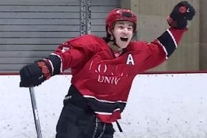 ‘나 혼자 산다’ 헨리, 아이스하키 경기 출전 “무서워요” 쭈굴美 발산