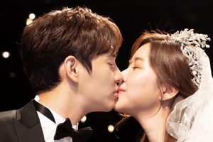 파란 최성욱♥캣츠 김지혜, 결혼식 사진 공개 “첫사랑 결실”