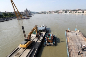 KBS, MBC “유람선 침몰시킨 크루즈선 추돌 흔적 도색”