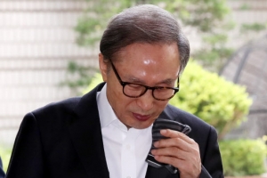 MB, 폐렴 진단받고 닷새째 병원 입원… “내일 퇴원, 3일 재판은 출석”