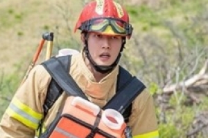 ‘시크릿’ 박해진, 소방대원으로 완벽 변신 ‘가릴 수 없는 콧날’