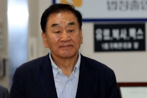 ‘유신반대로 억울한 옥살이’ 이재오, 45년만에 무죄