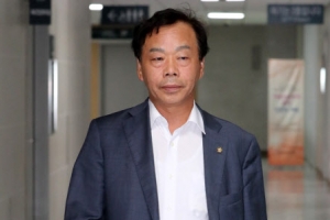 이완영 의원직 상실