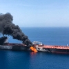 오만海서 노르웨이·일본 유조선 2척 피격… 한국 상선 구조 ‘대활약’