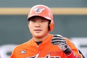 미성년 졸피뎀 먹여 성폭행…前 한화 엄태용 중형 선고