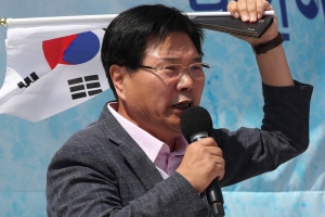 친박 홍문종 의원, 한국당 탈당해 대한애국당 간다…김진태 의원은?