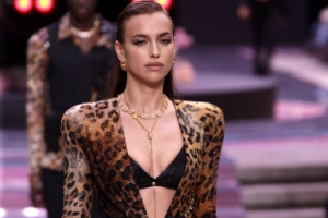 [포토] ‘브래들리 쿠퍼와 결별’ 이리나 샤크, 섹시한 S라인