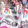 학교 비정규직 여성노동자 100인 집단삭발
