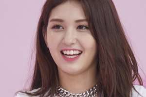 ‘아이돌룸’ 전소미 “JYP 떠나고 창법+걸음걸이 바뀌어”