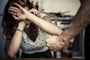 “입맞춤하는데 저항하니…” 동창 ‘엽기’ 살해 미륵산 유기 70대