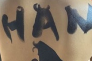 한혜진, 파격 누드화보 촬영 비하인드 “두피에서 귓속까지..”