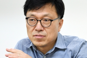 “국회의원 연봉, 文의장이 결단만 하면 당장 확 줄일 수 있다”