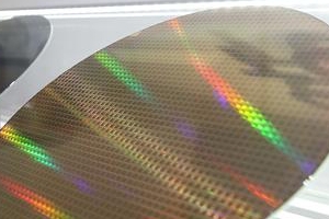 “한국 반도체사, 중국에 불화수소 대량 주문” 중국 보도