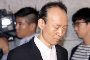 [포토] ‘문고리 3인방’ 이재만, 형기 만료로 석방