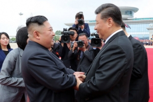 국정원 “북중, 경제·군사 협력 논의…김여정, 지도자급 격상”