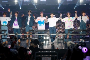 [포토] ‘25만 아미 열광’… 방탄소년단, 글로벌 팬미팅