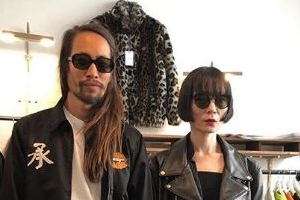 류승범 근황, 더욱 길어진 머리+수염 ‘남다른 패션 센스’