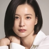 셀라피, 배우 정유미의 당당한 매력과 피부 비결 담은 첫 화보 공개