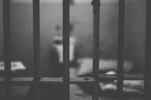 구치소장 순시 때 수감자 ‘차렷’ ‘경례’는 인권침해