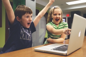 온라인 게임의 시간지연 없애는 기술 나왔다