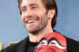 [포토] 제이크 질렌할, ‘하회탈 닮은 미소’