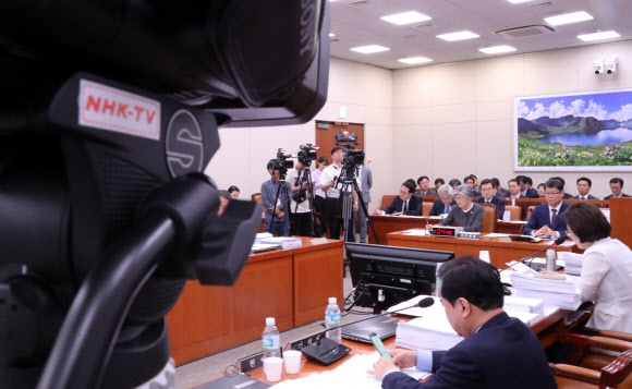 [포토] 일본 언론도 ‘관심’