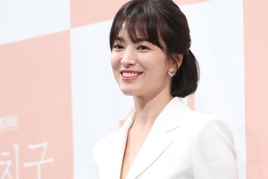 송혜교 중국 행사참석, 파경 후 첫 공식행사 ‘이목 집중’
