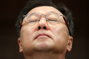 이우석 코오롱생명과학 대표 ‘인보사 의혹’으로 결국 구속