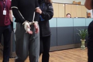 고유정 변호인 5명 모두 사임…비난 여론에 부담