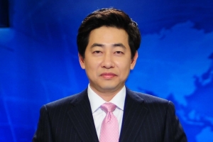 지하철 ‘몰카’ 혐의 김성준 앵커 사표 수리