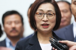 은수미 시장 3차공판…‘운전기사 자원봉사’ 여부 공방