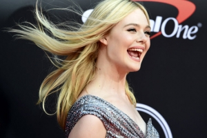 [포토] 엘르 패닝, 머릿결 휘날리며 ‘상큼 미소’