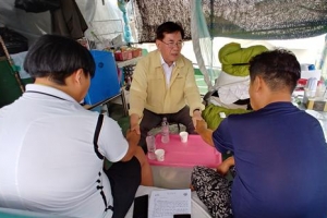 고가사다리 타고 올라 눈물로 호소… 제2 용산참사 막다