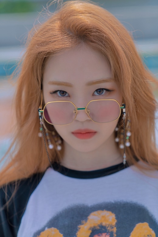 싱어송라이터 애런. 뉴타입이엔티 제공