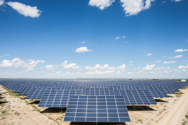 OCI가 미국 텍사스주에 건설한 106㎿ 규모의 ‘알라모6’ 태양광 발전소 전경.