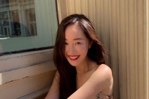 20대 같은 엄지원 “이 세상 예쁨이 아니다”