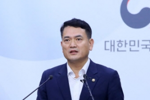 국토부 “타다, 택시 면허 따 영업해야”…택시 사납금 폐지