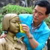 이승로 성북청장, 소녀상 눈물을 닦아주다