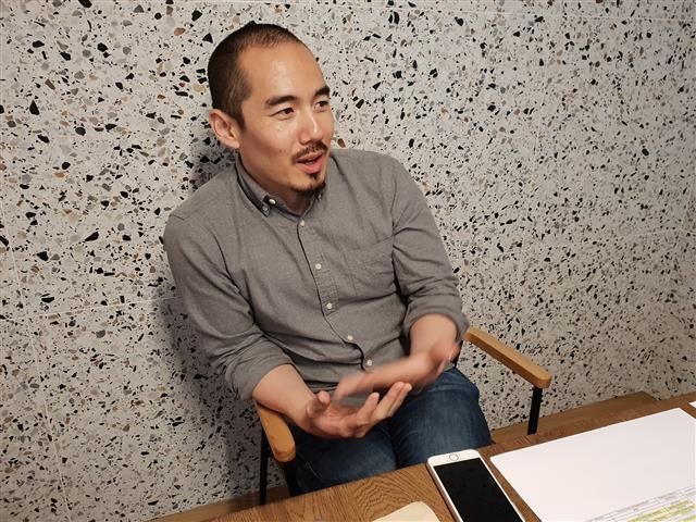 미키 데자키 감독