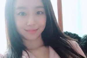 ‘청순 미녀’ 이시원 누구? ‘서울대 출신+아버지는 전 멘사 회장’