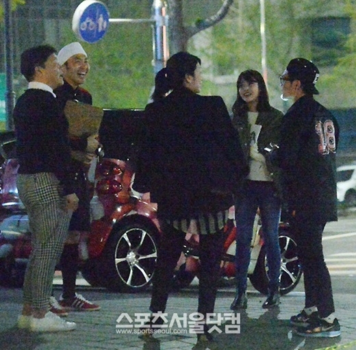 싸이 아내(뒷모습)