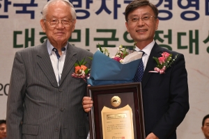 최고 지방자치 단체는 경기 김포시, 대구 달성군, 전남 완도군
