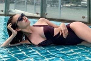 [포토] ‘트로트퀸’ 설하윤, 섹시미 가득 수영복 몸매