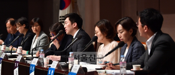 “공익신고자 불이익 없애야” “공익신고자 불이익 없애야”