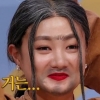 ‘뭐든지 프렌즈’ 박나래, 수염 분장한 충격적 이유 “갸름해보여”