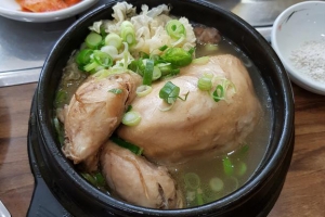 치맥이 대세? 보양식 으뜸은 삼계탕이닭！